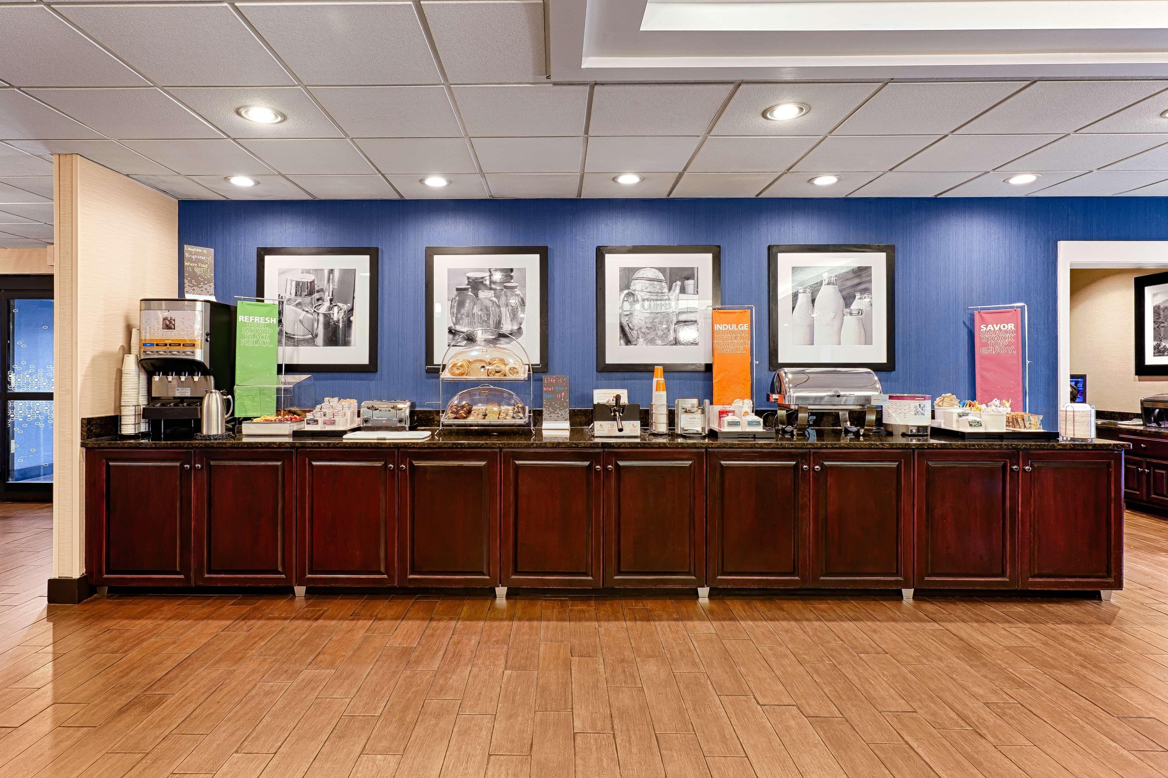 Hampton Inn Morganton Esterno foto